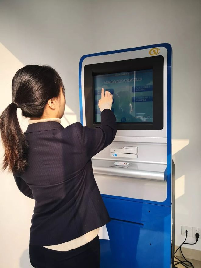 黄冈24小时套医保卡回收(24小时套医保卡回收什么意思)