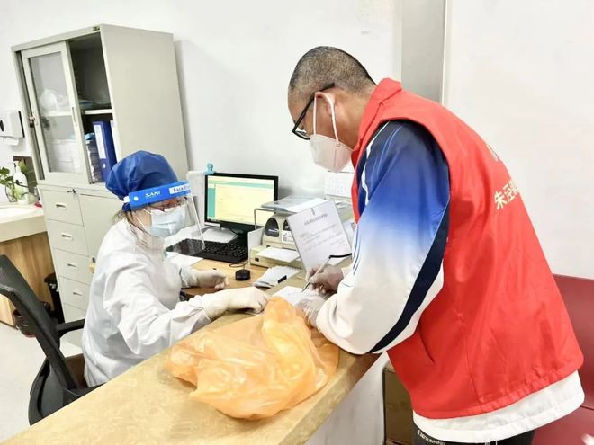 黄冈24小时高价回收医保(24小时高价回收医保医保套出)